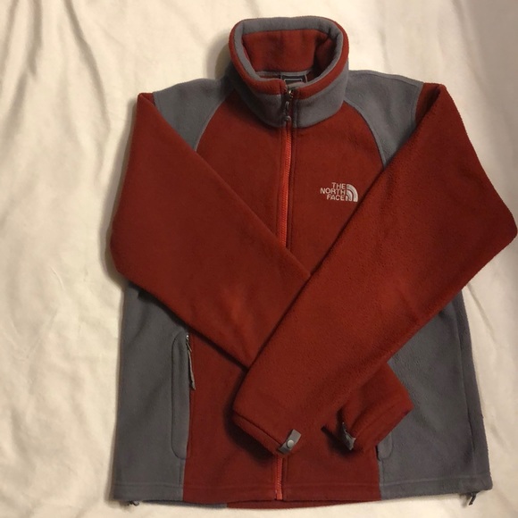 The North Face Jackets & Blazers - The North Face women’s size M fleece zip up jacket